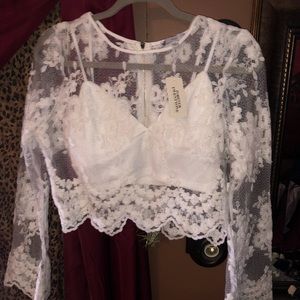 long sleeve lace top